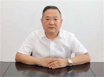黨委書記、執(zhí)行董事——溫法璽.jpg